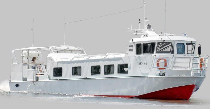 КС 165 катер
