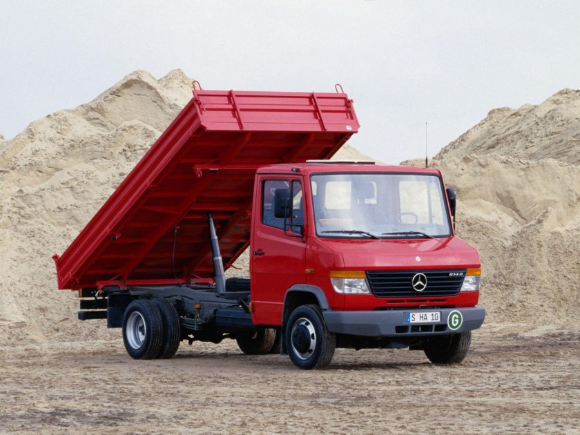 Mercedes-Benz Vario самосвал