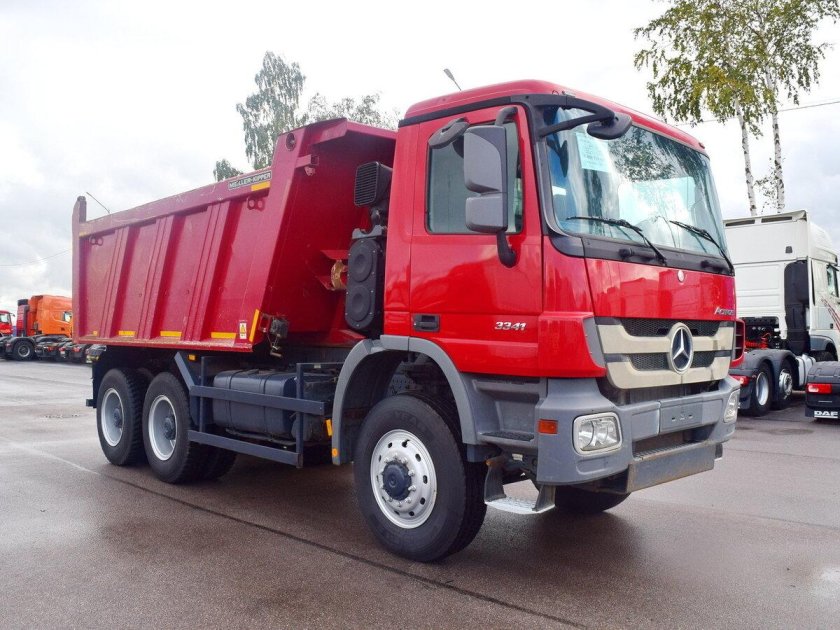 Самосвал Mercedes-Benz Actros 3341