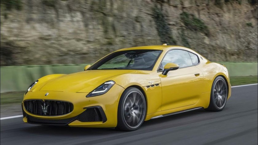 Мазерати 2024