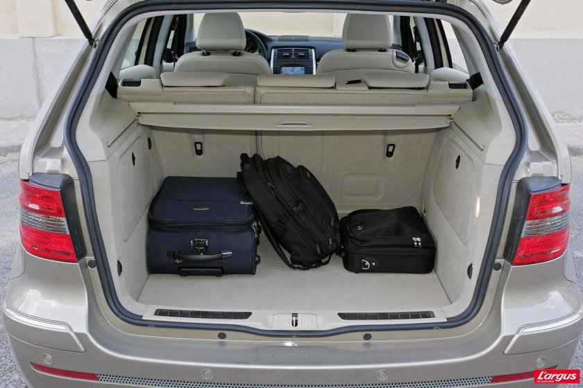 Mercedes a170 багажник