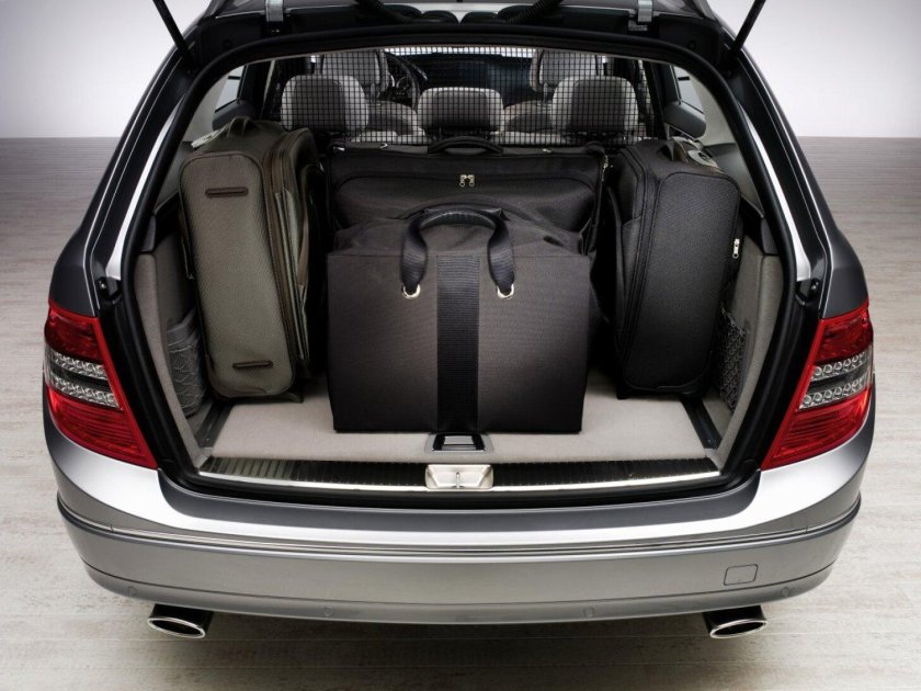 Mercedes r class 2008 багажник