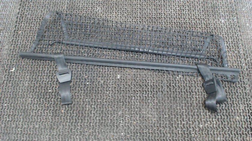 Полка багажника Мерседес 245