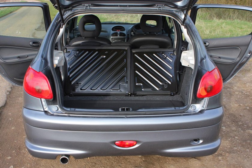 Багажник Пежо 206 седан