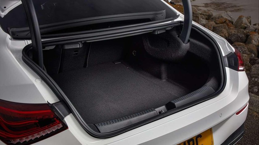 Мерседес CLA 200 багажник