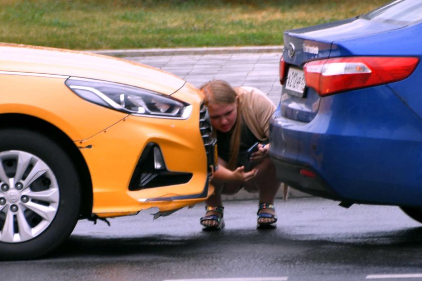 Мошенник на машине