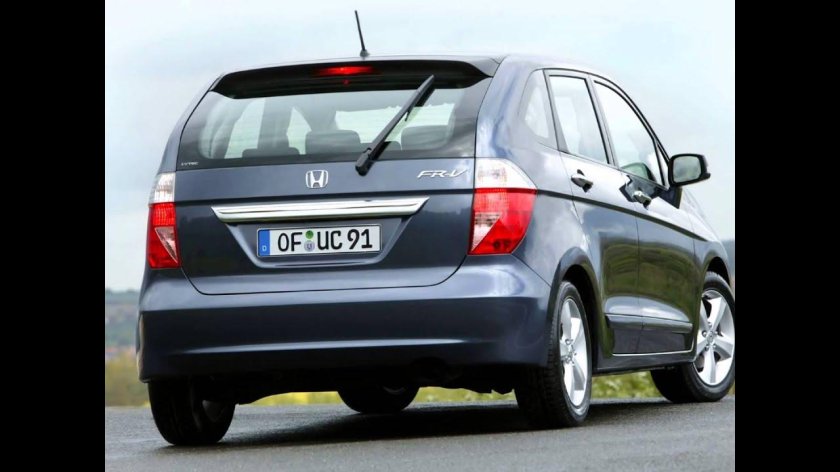 Honda. Fr-v 2004