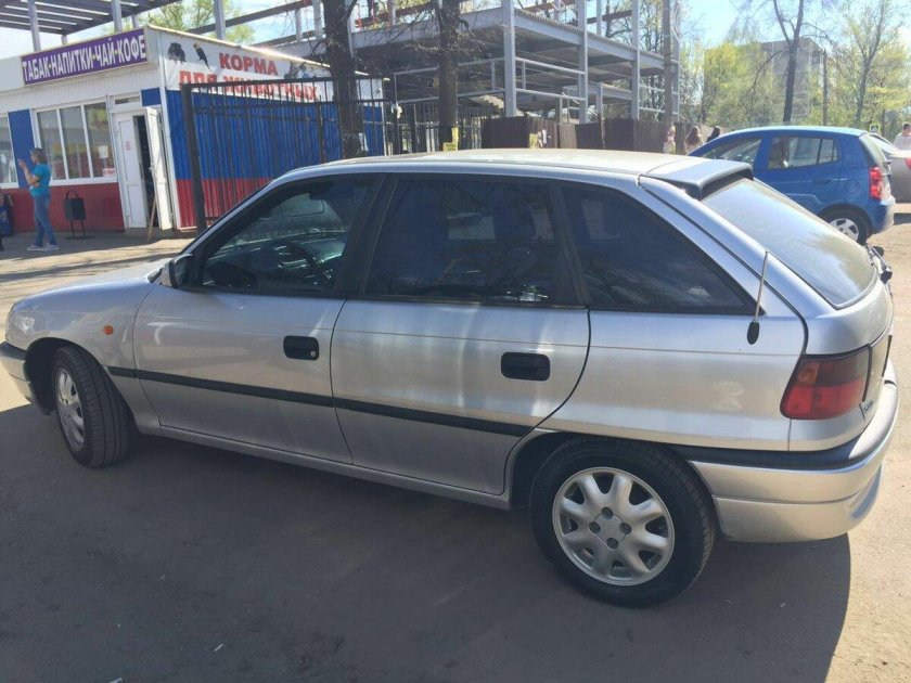 Opel Astra f 1997 хэтчбек