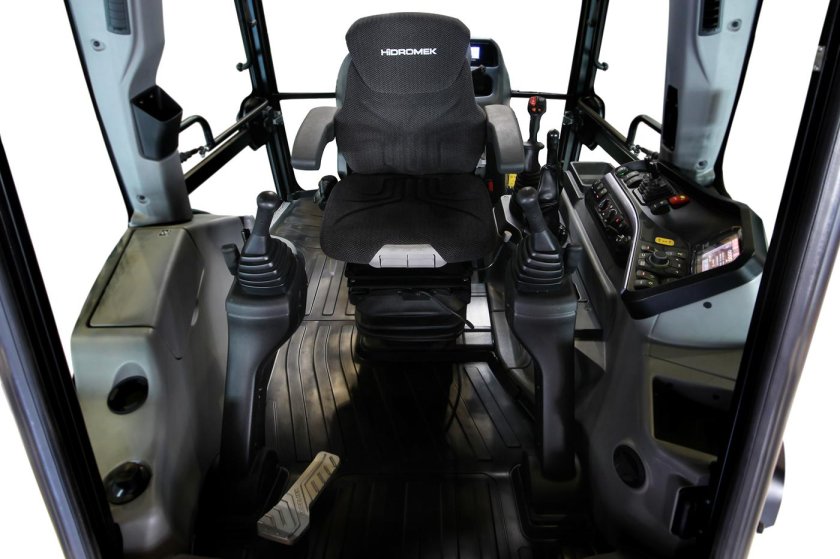 Hidromek 102b кабина