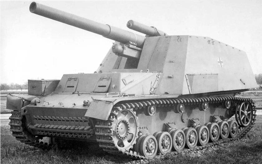 150-Мм самоходная гаубица «Хуммель».