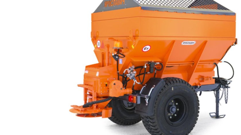 Пескоразбрасыватель полуприцепной коммунальный ПРК-5