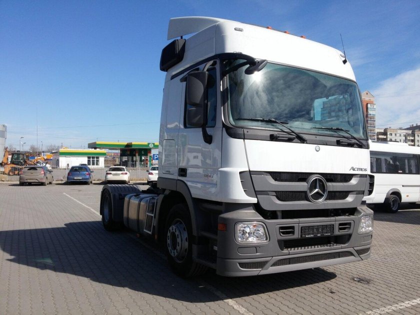 Mercedes Actros 1841