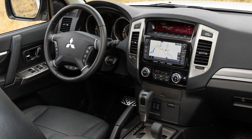 Митсубиси Паджеро 4