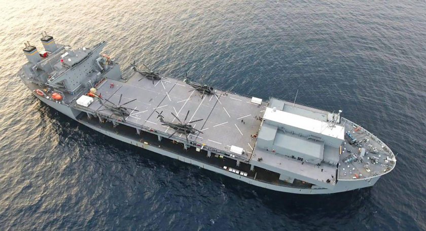 Корабль ВМФ США USNS Lewis b. Puller