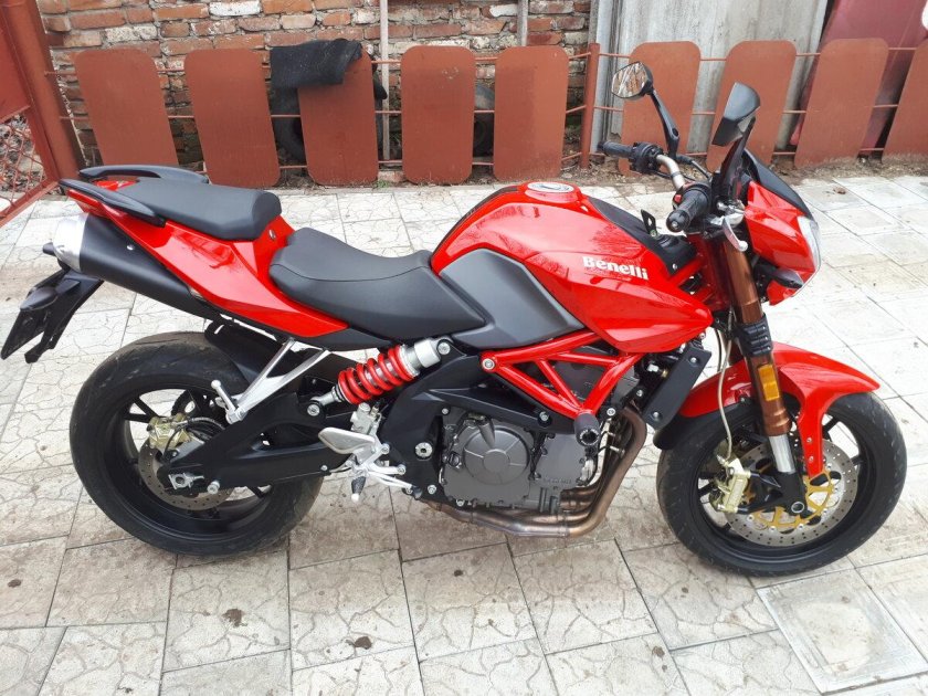 Стелс Бенелли 600