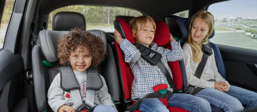 Бустеры для перевозки детей в автомобиле