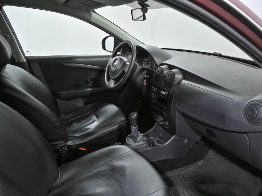 Ниссан Альмера 2015 салон