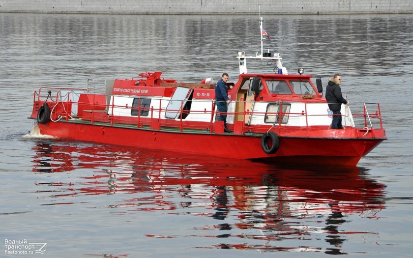 Пожарно-спасательный катер КС-110-39