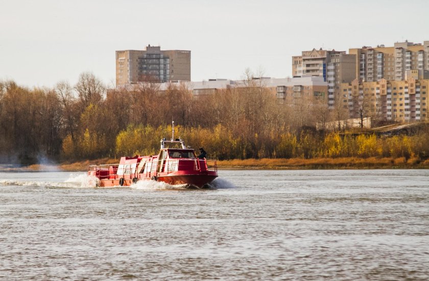 Горьковчанин пожарный катер