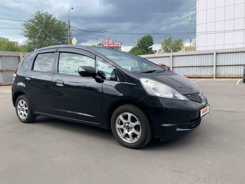 Хонда фит 2 черный