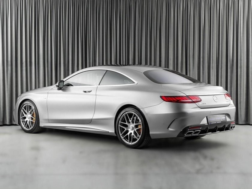 Автосалон AMG