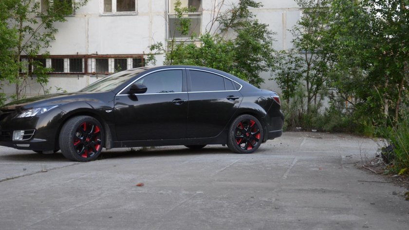 Мазда 6 GH черные диски