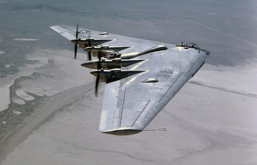 Бомбардировщик Нортроп YB-49