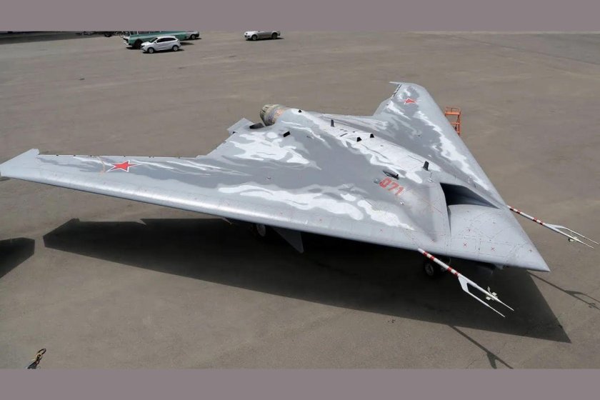 Стелс-беспилотник с-70