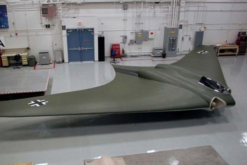 Летающее крыло Horten ho 229