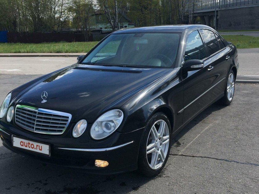 Мерседес е 320 2004