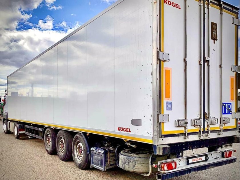 Полуприцеп изотермический Kögel s24-3