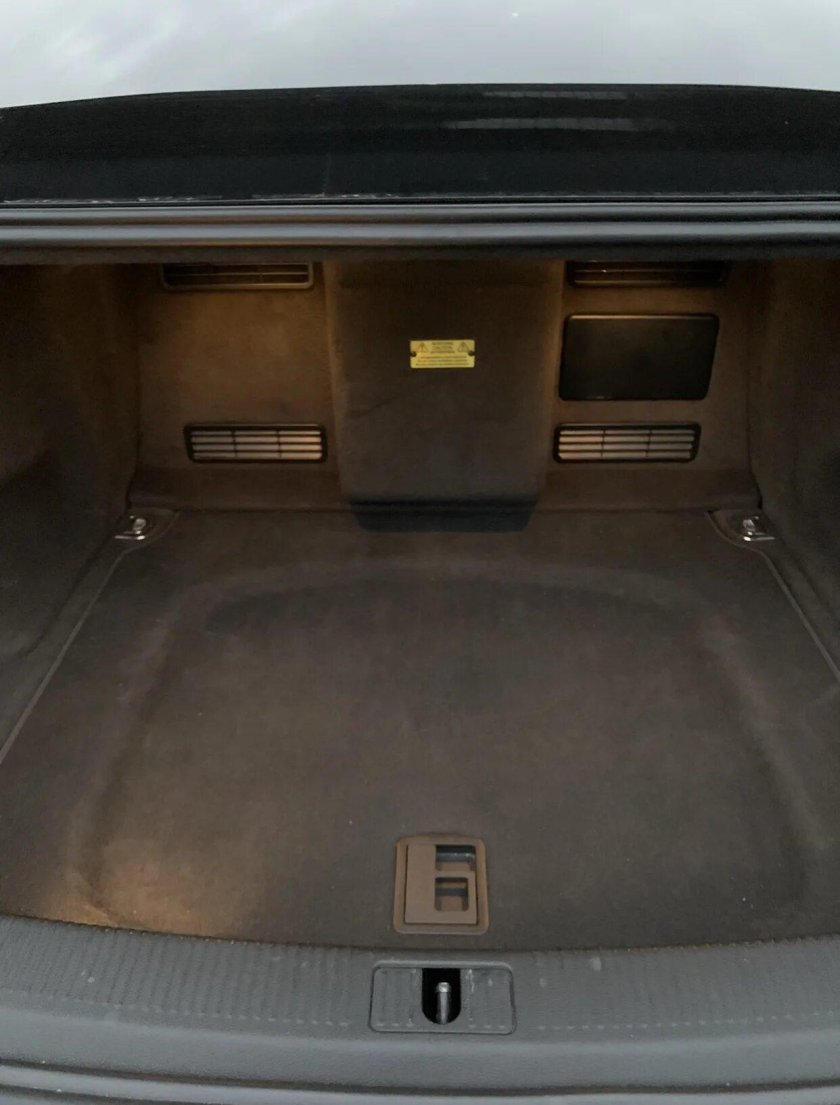 Холодильник Audi a8 d3