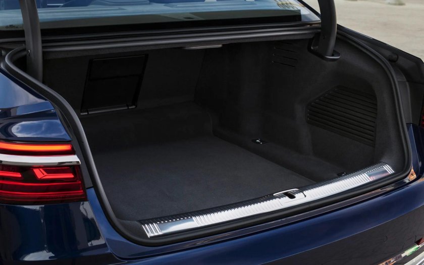 Ауди а8 багажник