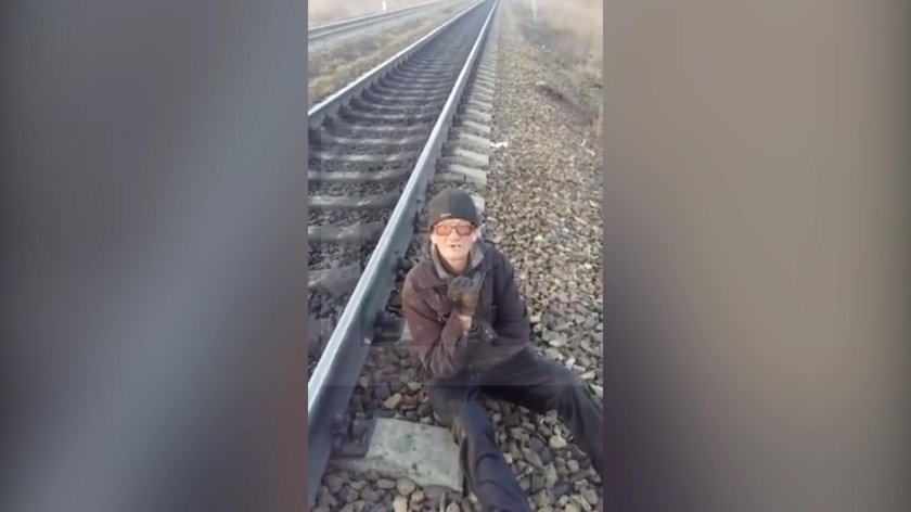 Рина Паленкова поезд рельсы