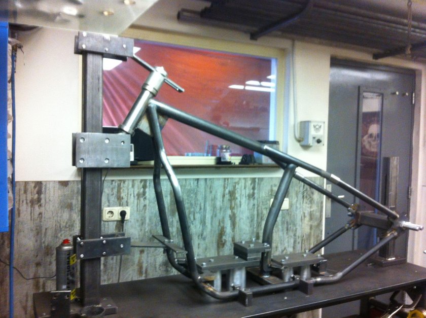 Стапель для сварки рамы мотоцикла Урал