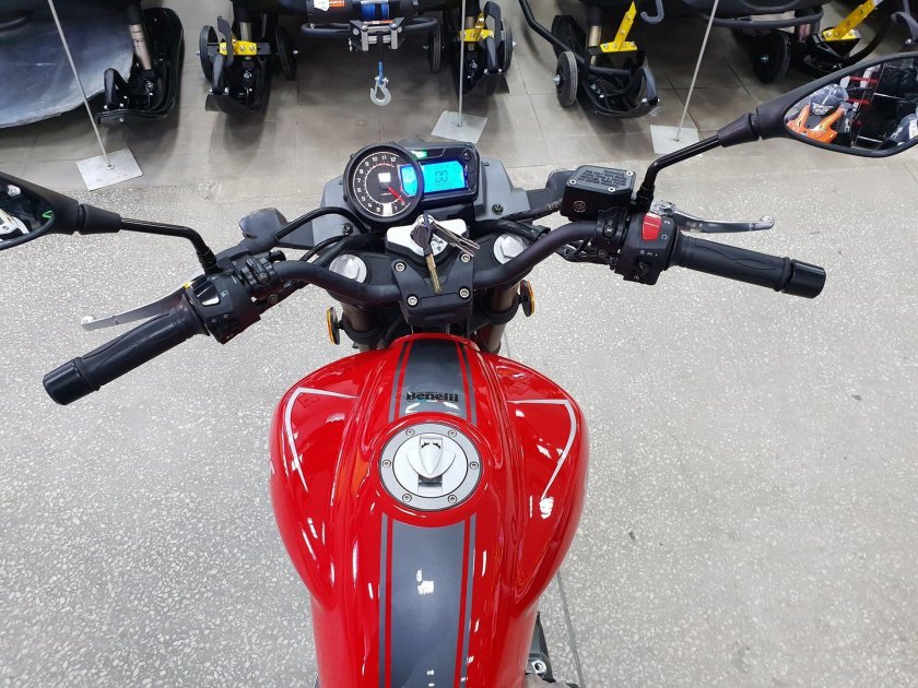 Stels Flame 200 красный