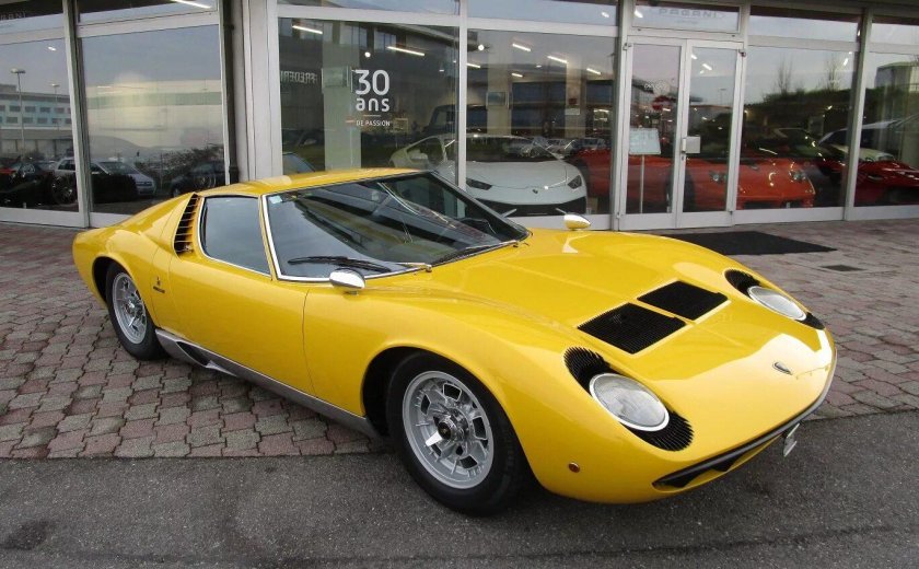 Lamborghini Miura p400 s