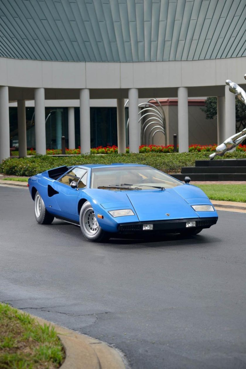 Lamborghini Countach lp400