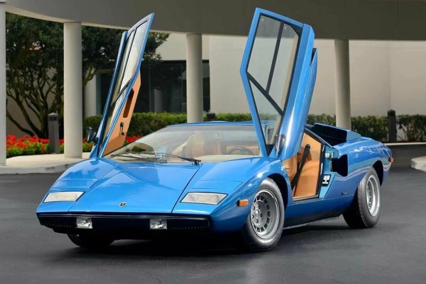 Lamborghini Countach lp400