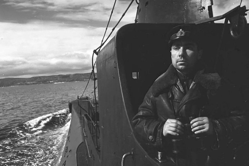 Командир подводной лодки Лунин