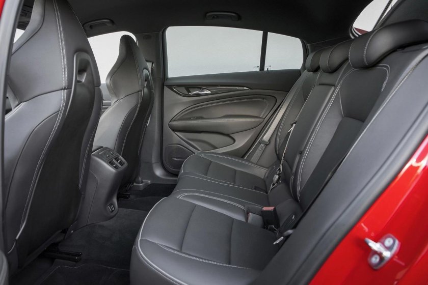 Opel Insignia салон