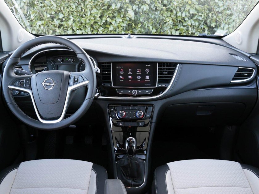 Опель Мокка 2018