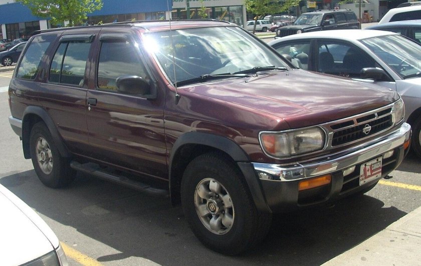 Nissan Pathfinder 1996