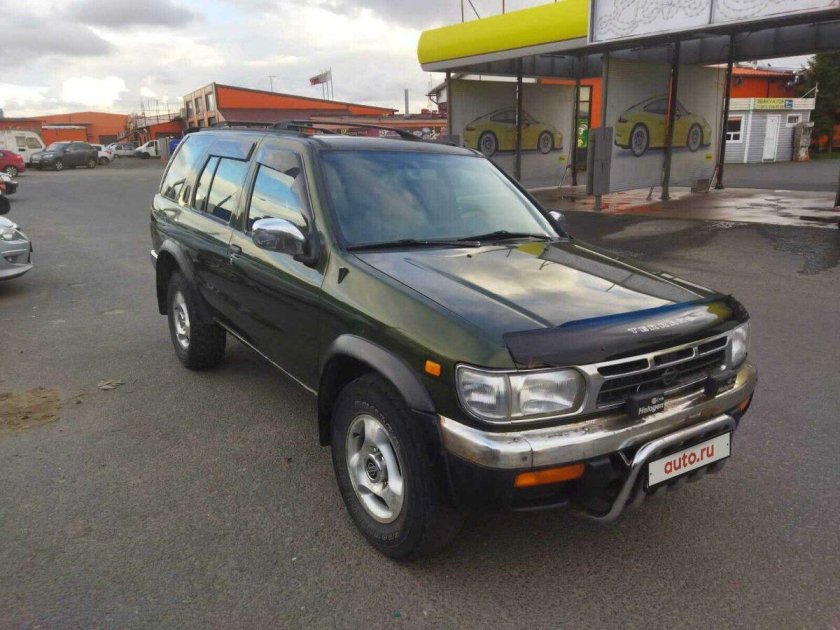 Nissan Pathfinder 1998