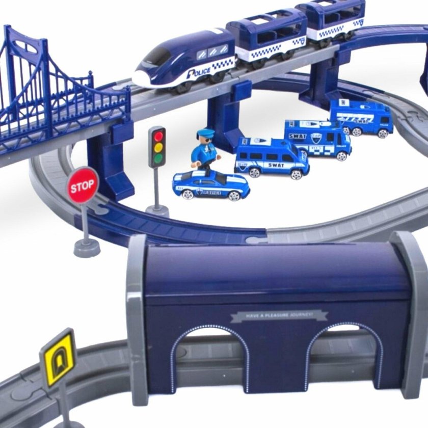 Полицейский участок железная дорога 92 деталей