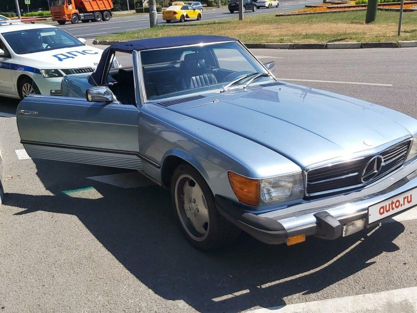 Mercedes-Benz 450 SL