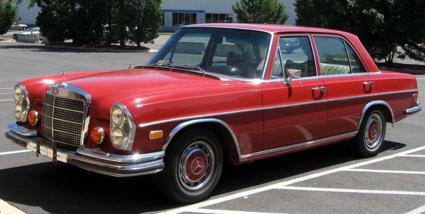Mercedes-Benz 280se w108