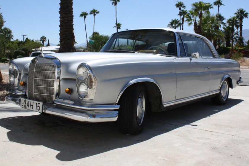 Mercedes w111 250se