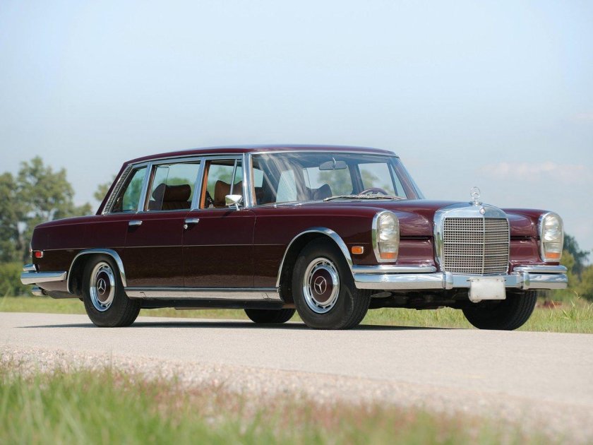 Mercedes-Benz 600 w100