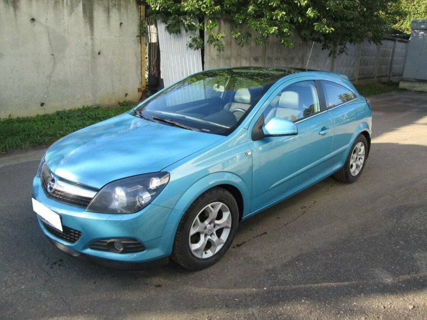 Опель Астра h голубой